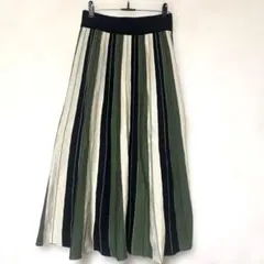 新品未使用✨️【Thevon】ニットスカート ストライプ プリーツロングスカート