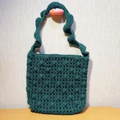 グリーンのポコポコハンドバッグ　かぎ針編み　編み物　春　夏