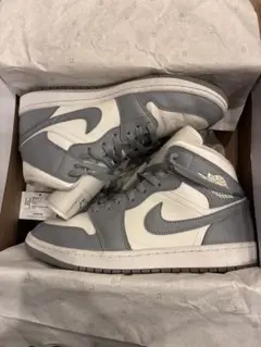 ナイキ エアジョーダン1 ミッド ウルフグレー ホワイト BQ6472-115