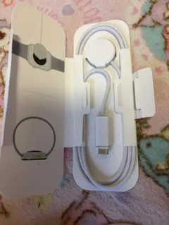 Apple USB-C充電ケーブル ホワイト