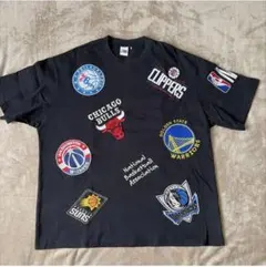 NBA 総柄 刺繍 Tシャツ ブラック