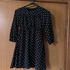 GU ドット柄 黒 長袖ワンピース