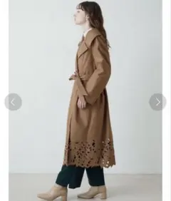 カットワークフレアコート　ラグナムーン　未使用品のサムネイル