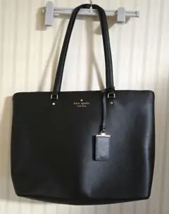 kate spade 黒 トートバッグ　A4収納可