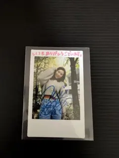 BBM チアリーダー ジャイアンツ ヴィーナス 山本まなみ 直筆 サイン