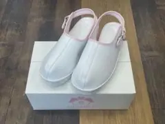 Y134 半額以下！介護・医療用ナースサンダル ピンクライン　アウトレット品