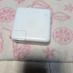 純正品Apple 61W USB-C Power Mac充電アダプタ 動作確認済