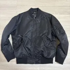 週末限定セールUNIQLO +ＪブラックハイブリッドダウンオーバーサイズMA-1