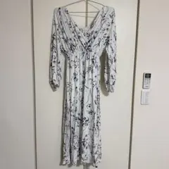 フラワープリント 長袖ラップドレス