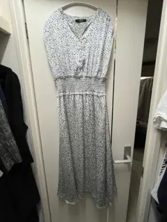 花柄ノースリーブカットソーワンピース