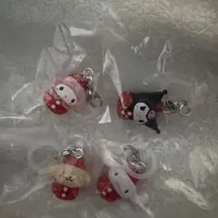 サンリオキャラクターズ　めじるしアクセサリー　4種セット