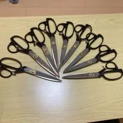 Item thumbnail for item 73c98396-4b3a-4fe9-9221-7b92690a50c5