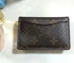 Louis Vuitton 二つ折りカードケース