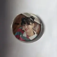 TWICE MOMO 缶バッジ K-POP