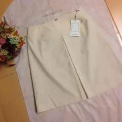 アンタイトル の新品 未使用のスカートになります。最終値下げ‼️