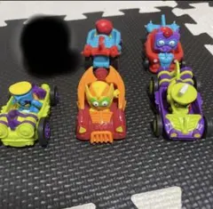 スーパーウェアアクションフィギュア,3cmスーパーzings,海外トイ　攻撃車