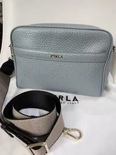 FURLA　ショルダーバッグ