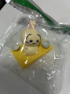 松屋 × ちいかわ　鬼辛カレー　特典　オリジナルフィギュア　うさぎ