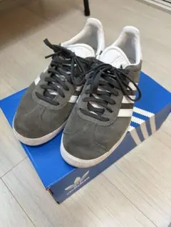 adidas GAZELLE グレー スニーカー