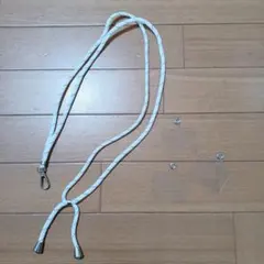 スマホストラップホルダー　ショルダーストラップ　おしゃれ　シンプル　白