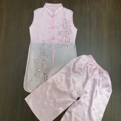 【週末限定値下げ】ピンク花柄刺繍 ベトナム　アオザイ　ドレス　子供用100