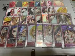 ワンピースカード10枚まとめ売り FILM RED ゾロ ロビン シャンクス 等 