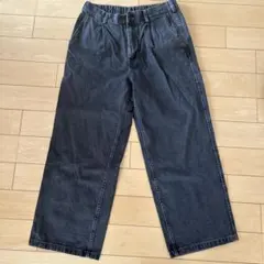 GU デニムパンツ　黒　Mサイズ