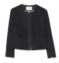 La TOTALITE ノーカラージャケット　ブラック