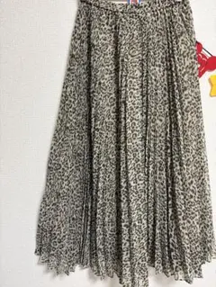 ミラオーウェン　ヒョウ柄 プリーツロングスカート　新品未使用