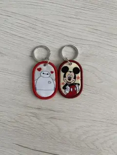 ディズニーキャラクタータグキーホルダー　ベイマックス　ミッキー