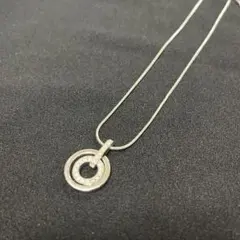 スワロフスキー　ラウンド　ネックレス