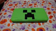 Nintendo 2DS LL MINECRAFT CREEPEREDITION