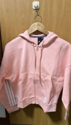 adidas パーカー