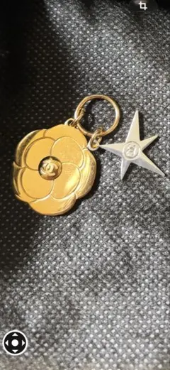 シャネル ゴールドカメリア シルバー星 チャーム