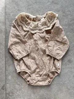 バースデイ　テータテート　ロンパース　襟　レース　花柄