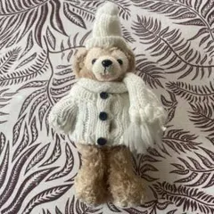 初期ダッフィー　白セーター マフラー　ぬいぐるみバッジ