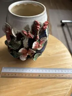 花瓶 陶器製 多彩な花のデザイン