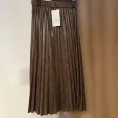 9/14迄最終価格　未使用　ZARA パイソン柄ブラウン プリーツスカート