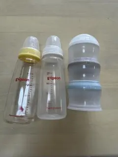 Pigeon 哺乳瓶 2本セットとベビーミルクケース