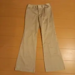 m.f.editorial ベージュ フレアパンツ バックポケット付き