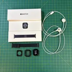 Apple Watch SE （GPSモデル）-44mmミッドナイト
