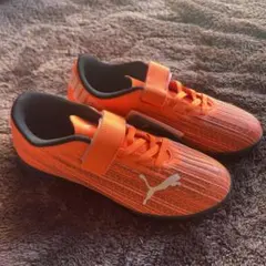 Puma ULTRA 41 TT V JR サッカーシューズ 21.5cmのサムネイル