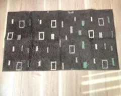 カインズ　ラグ　幅70 長さ120