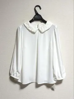 ★新品タグ付き。クチュールブローチ ブラウス