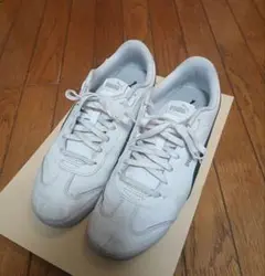 Puma スニーカー ホワイト ソフトフットベッド