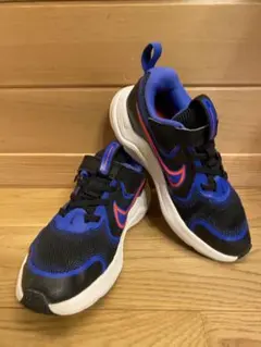 NIKEコズミックランナー リトルキッズシューズ　18cm
