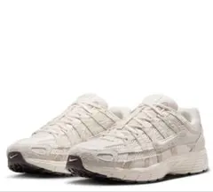 NIKE HF0015 100 メンズモデル 26cm