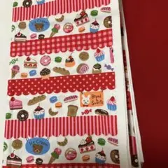 フルーツデザートいっぱいの可愛い布地とレッド系の共布