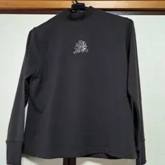 ダークグレー ハイネック 長袖カットソー