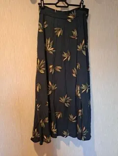 アパートバイローリーズ　ボタニカル柄 ロングスカート L